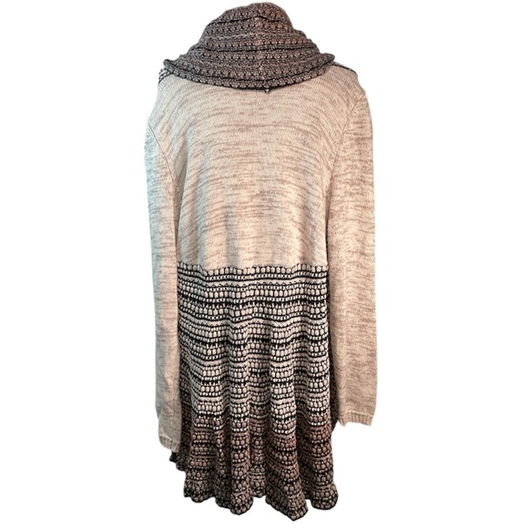 Waterfall opening long cardigan knitted crocheted earth toned long sleeve layer - Picture 2 of 7